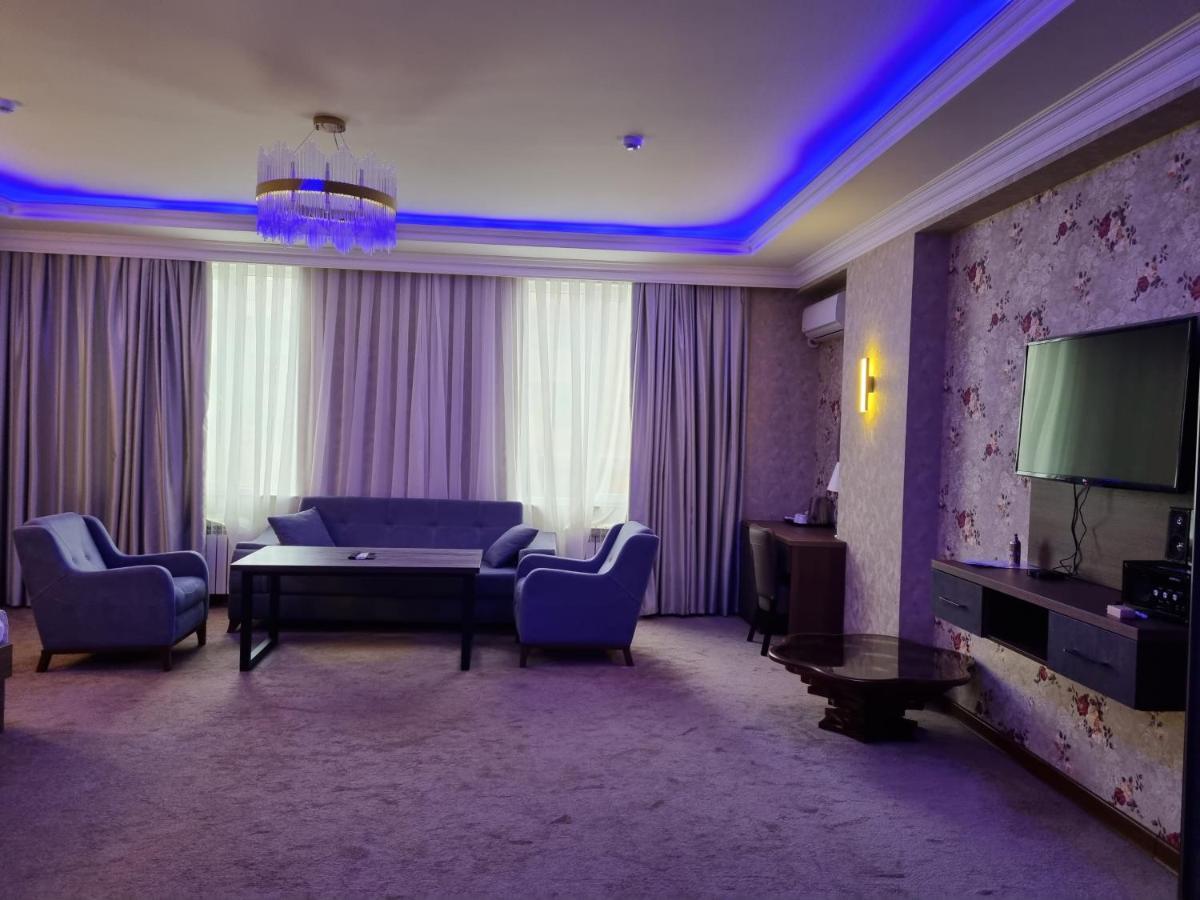 Royal Sapphire Hotel Baku Exteriör bild