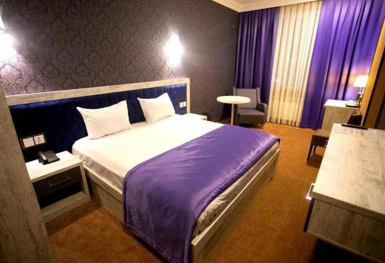 Royal Sapphire Hotel Baku Exteriör bild