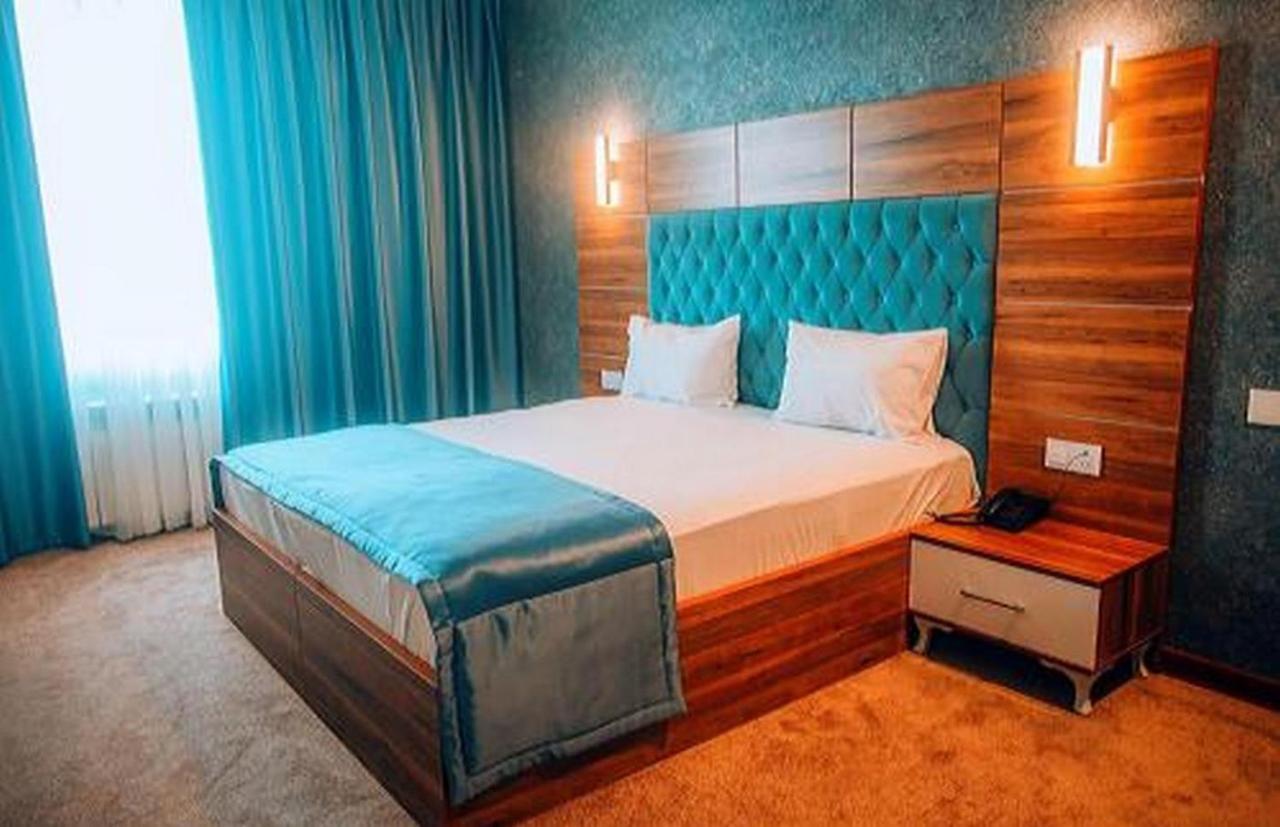 Royal Sapphire Hotel Baku Exteriör bild