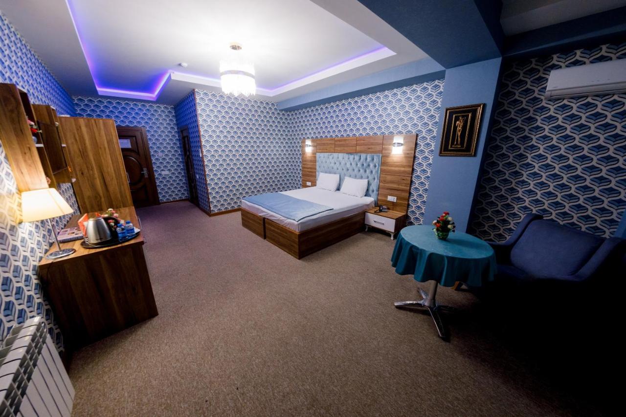 Royal Sapphire Hotel Baku Exteriör bild