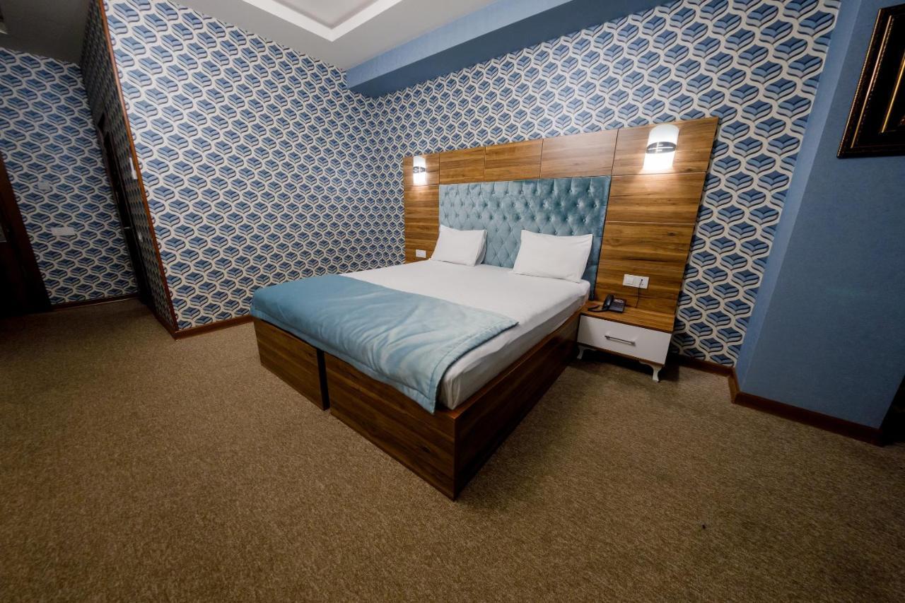 Royal Sapphire Hotel Baku Exteriör bild