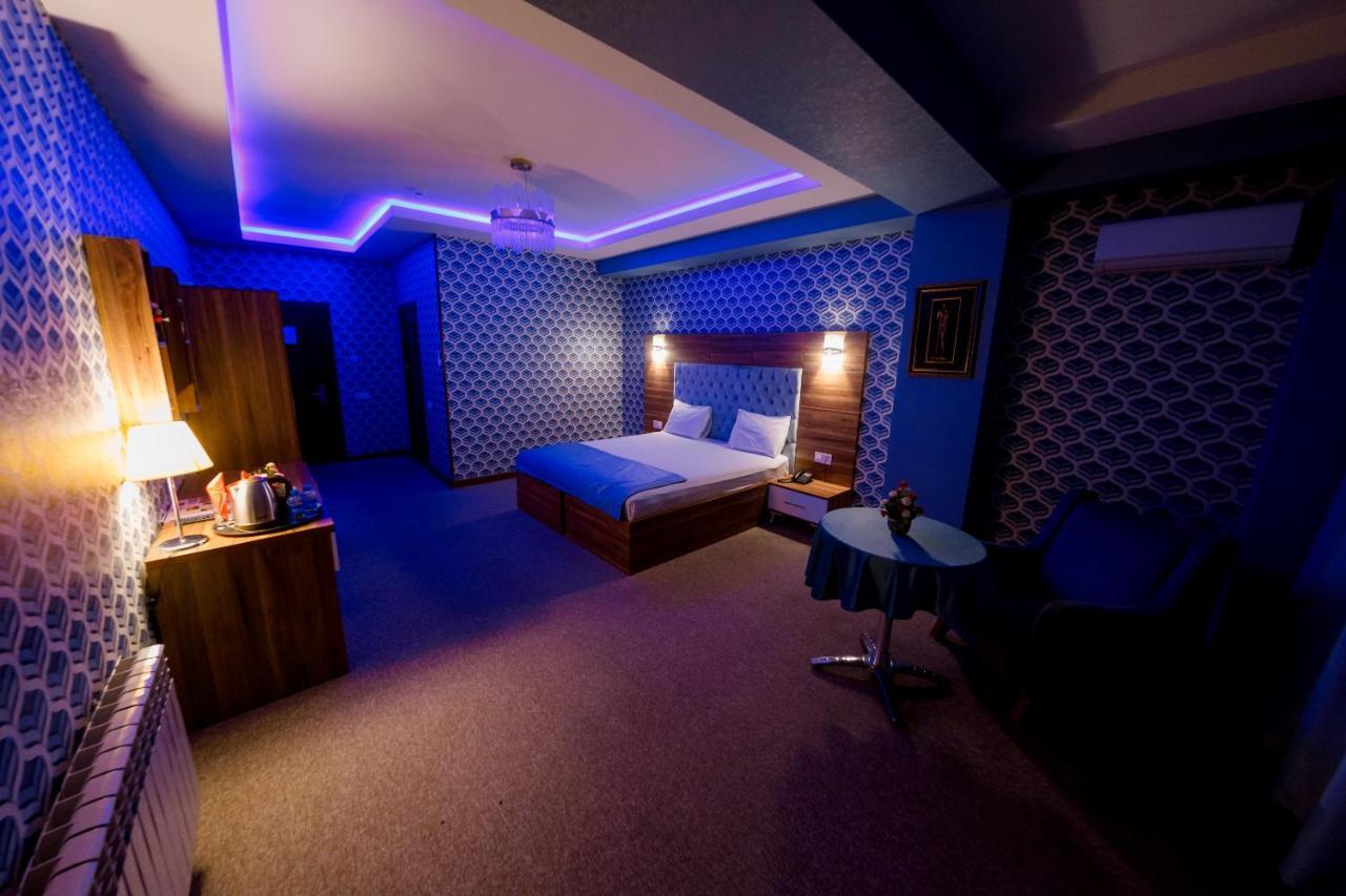 Royal Sapphire Hotel Baku Exteriör bild