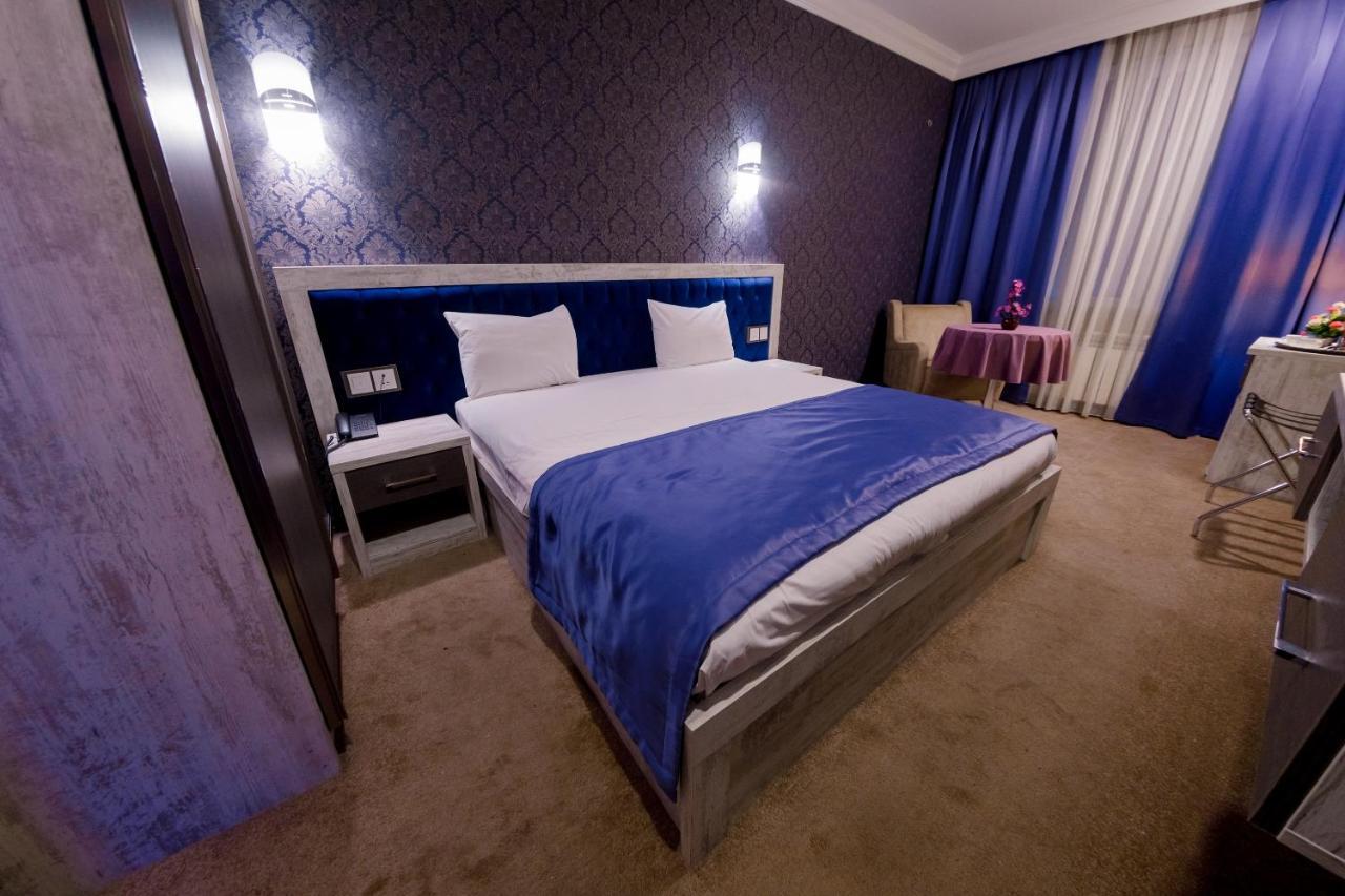 Royal Sapphire Hotel Baku Exteriör bild