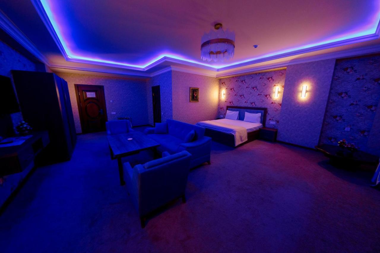 Royal Sapphire Hotel Baku Exteriör bild