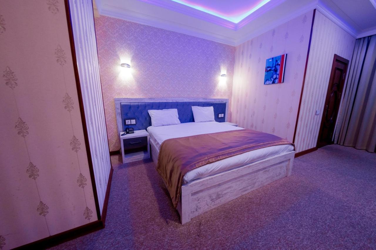 Royal Sapphire Hotel Baku Exteriör bild
